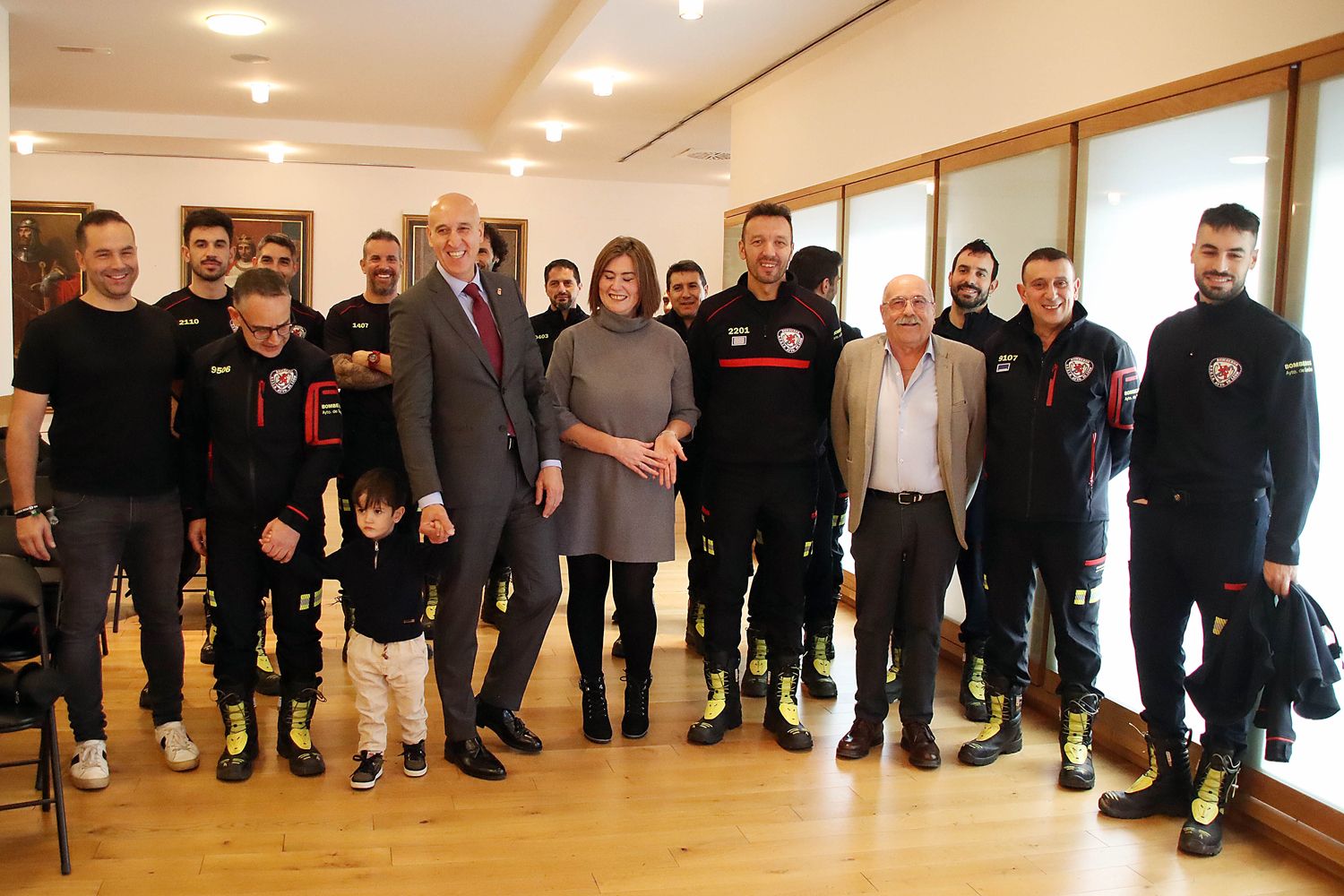 PRESENTACION CALENDARIO BOMBEROS