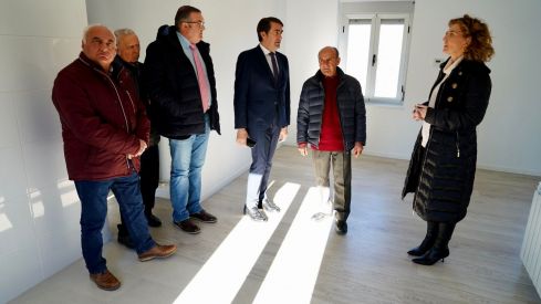   Firma convenios del programa 'Rehabitare' con cinco ayuntamientos leoneses