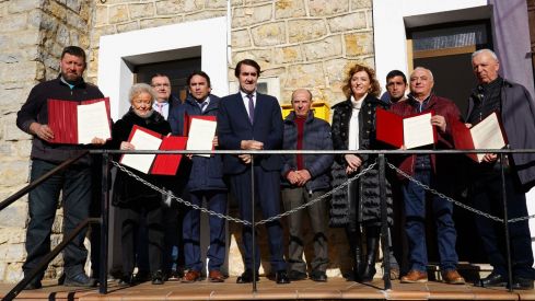   Firma convenios del programa 'Rehabitare' con cinco ayuntamientos leoneses