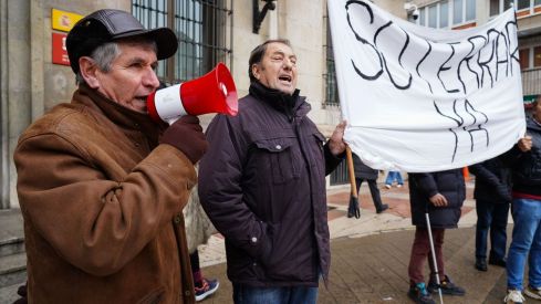 Concentración por el soterramiento en San Andrés