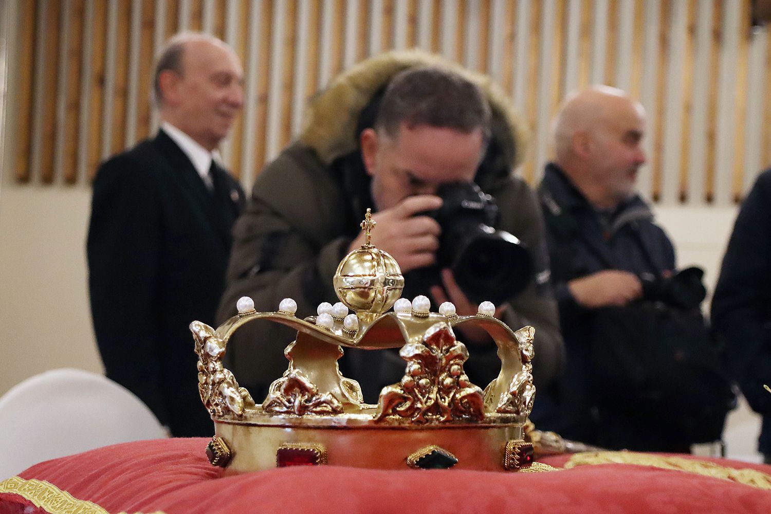 Nueva corona para los Reyes de León
