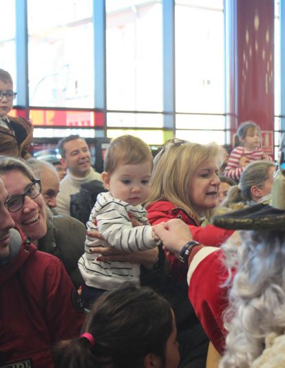 Llegada de los Reyes Magos a la estación de trenes de León | José Martín Llegada de los Reyes Magos a la estación de trenes de León | José Martín