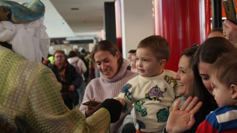 Llegada de los Reyes Magos a la estación de trenes de León | José Martín Llegada de los Reyes Magos a la estación de trenes de León | José Martín