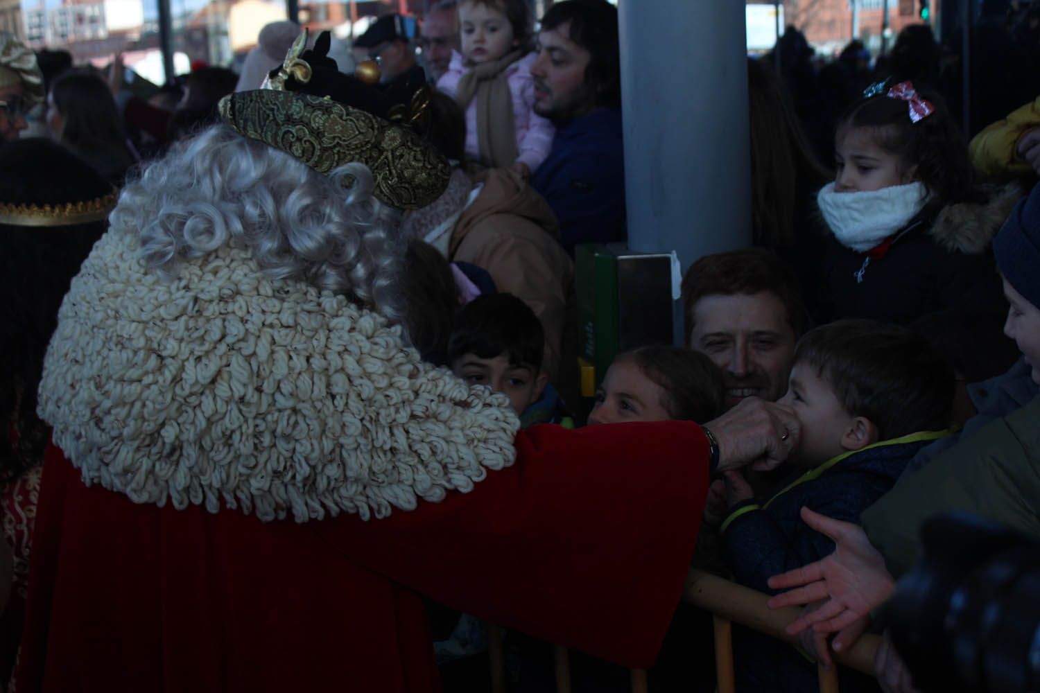 Llegada de los Reyes Magos a la estación de trenes de León | José Martín 