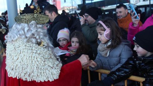 Llegada de los Reyes Magos a la estación de trenes de León | José Martín Llegada de los Reyes Magos a la estación de trenes de León | José Martín