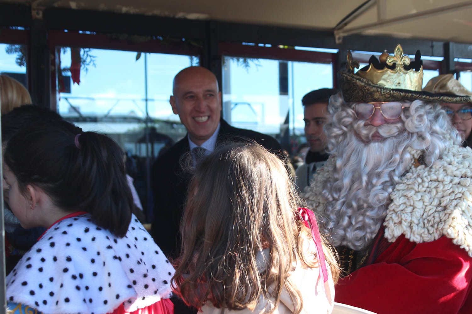 Llegada de los Reyes Magos a la estación de trenes de León | José Martín 