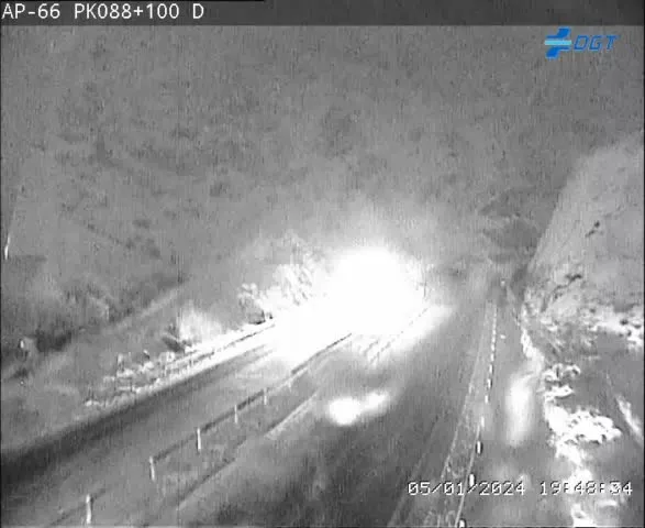 Imagen de la nieve en las carreteras de León Imagen de la nieve en las carreteras de León