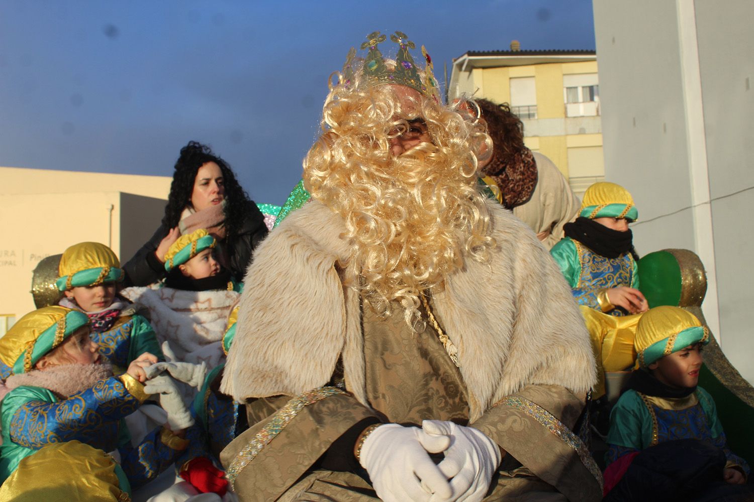 León y el alfoz se llena de magia con las Cabalgatas de los Reyes Magos | Isaac Llamazares