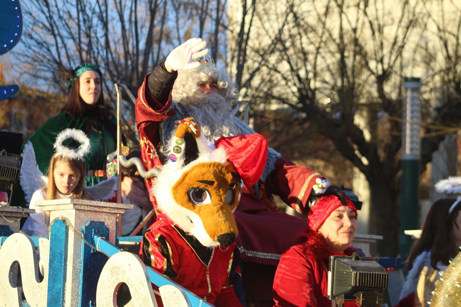 León y el alfoz se llena de magia con las Cabalgatas de los Reyes Magos | Isaac Llamazares