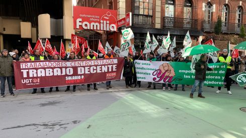 Movilización de los trabajadores del Centro Estrada de León | José Martín