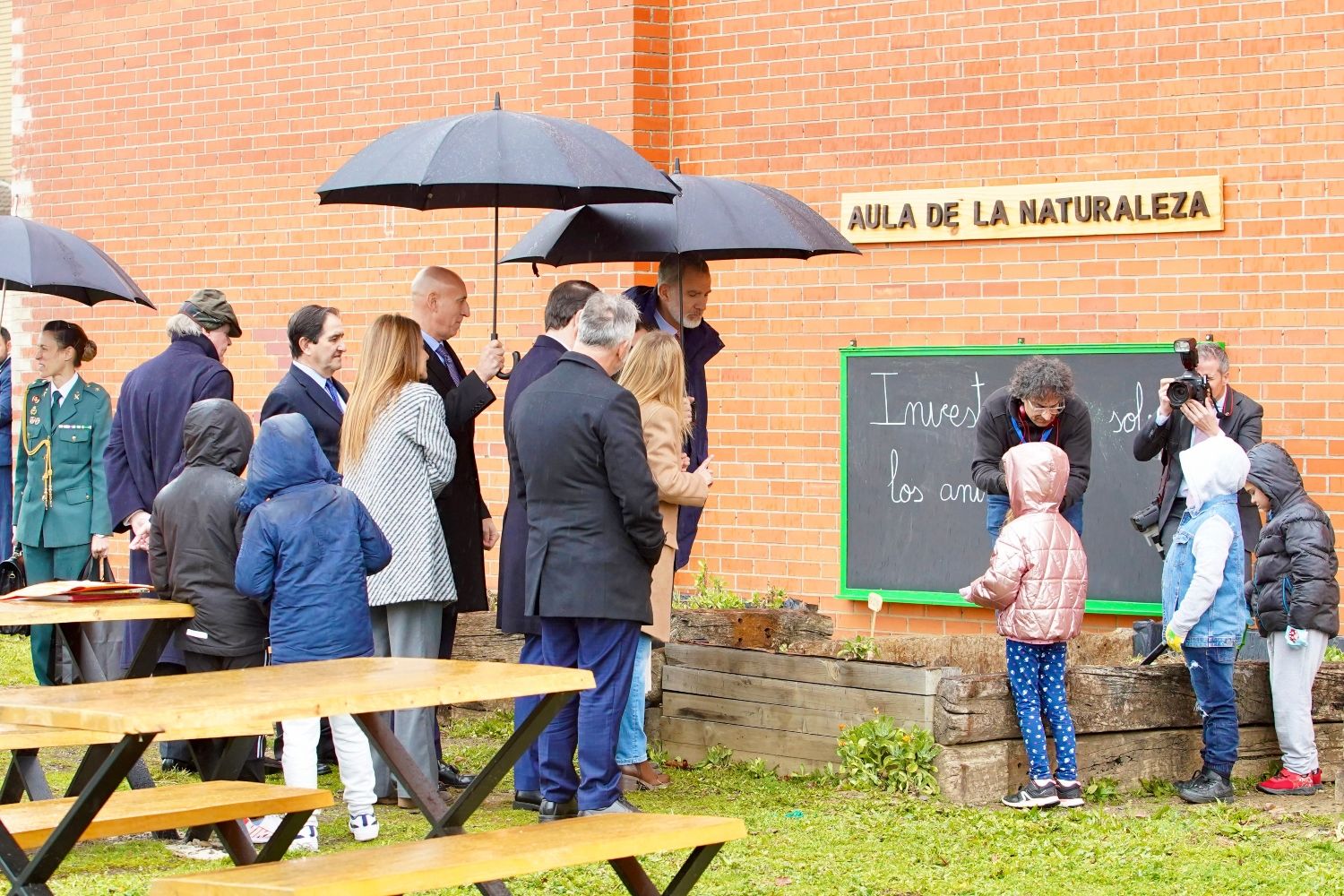  Los reyes entregan el Premio Princesa de Girona Escuela del Año 2022 al CEIP Gumersindo Azcárate