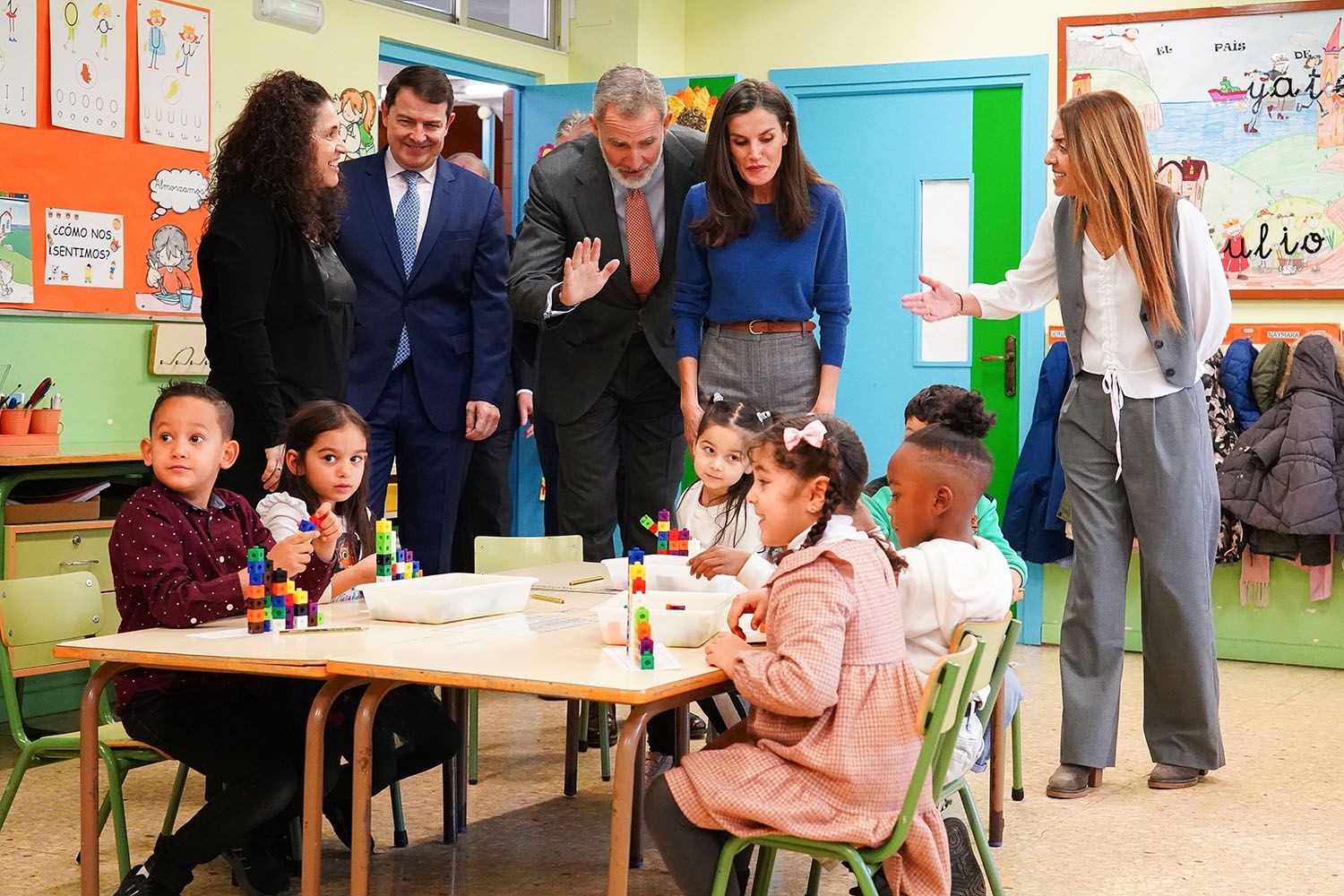 Los reyes entregan el Premio Princesa de Girona Escuela del Año 2022 al CEIP Gumersindo Azcárate