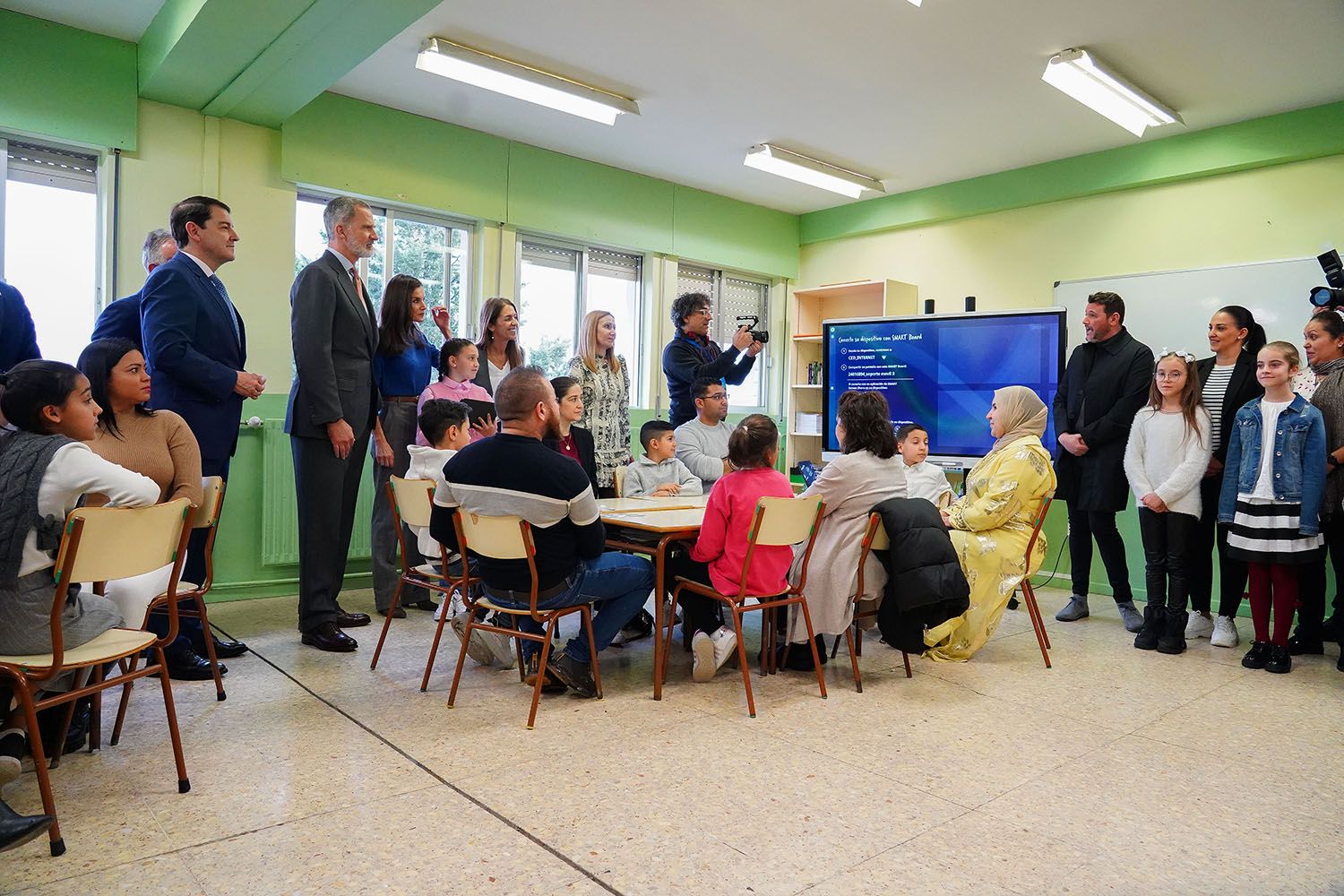 Los reyes entregan el Premio Princesa de Girona Escuela del Año 2022 al CEIP Gumersindo Azcárate