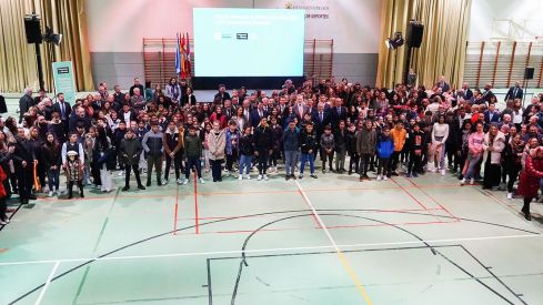 Los reyes entregan el Premio Princesa de Girona Escuela del Año 2022 al CEIP Gumersindo Azcárate