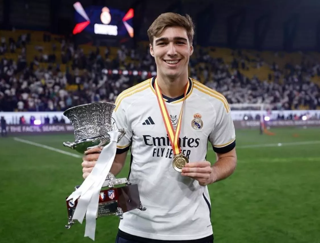 El portero del Real Madrid Fran González deja en León un campeón de la  Supercopa