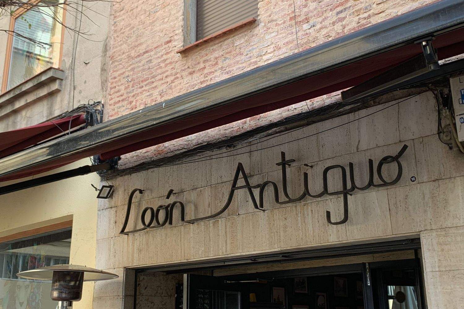 'León Antiguo' en elBarrio Romántico de León 'León Antiguo' en elBarrio Romántico de León