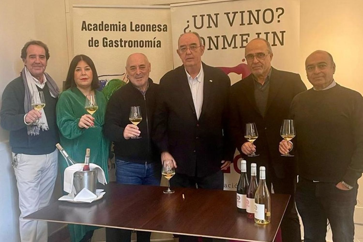 firma convenio vino leon