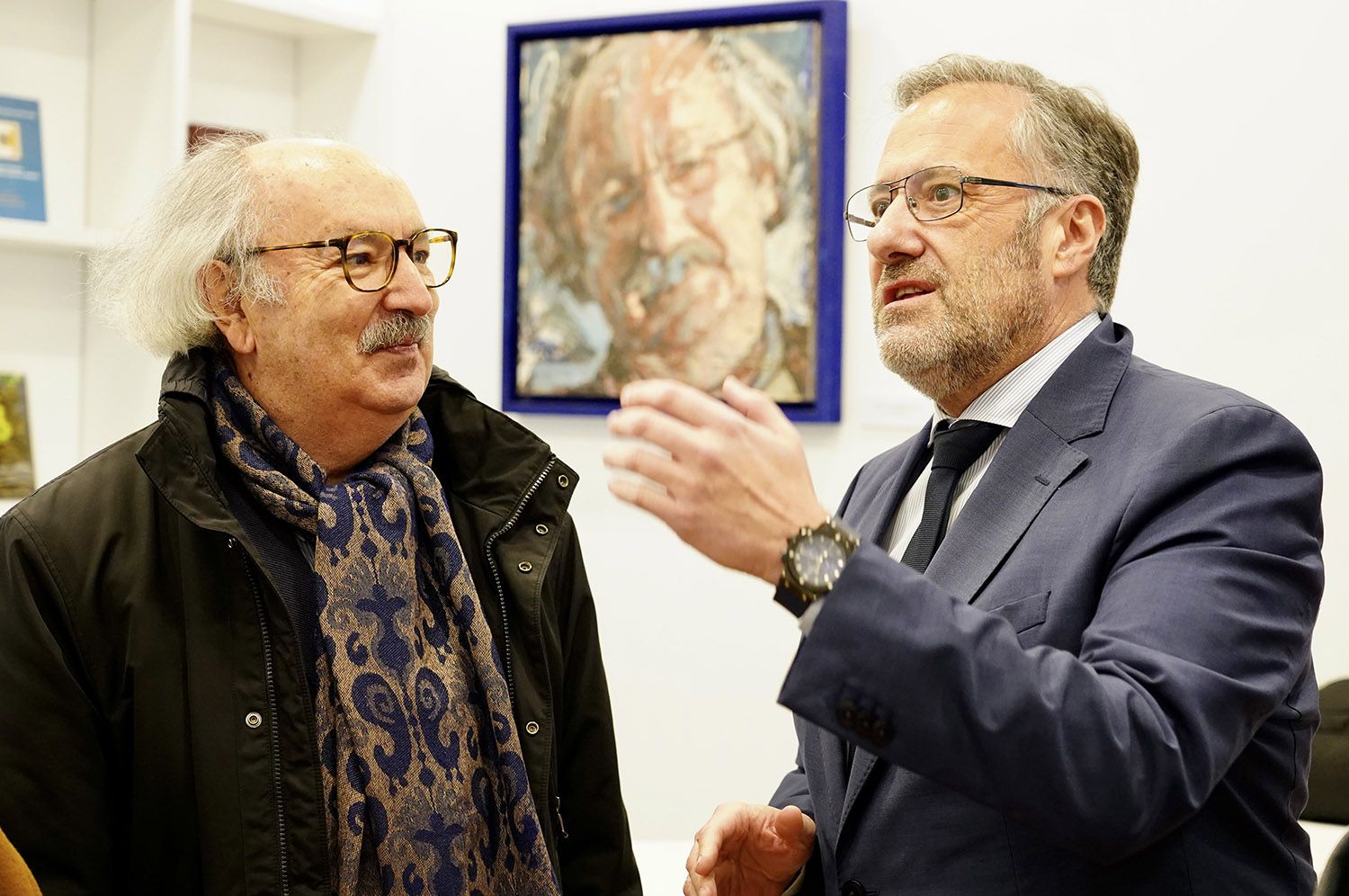 Visita de Carlos Pollán a la Casa de la Poesía de La Bañeza | Campillo (ICAL)