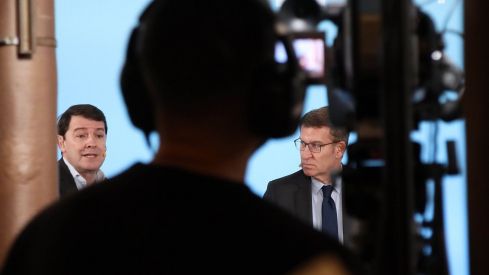 Feijoo y Mañueco mantienen un coloquio sobre la educación | Peio García / ICAL.