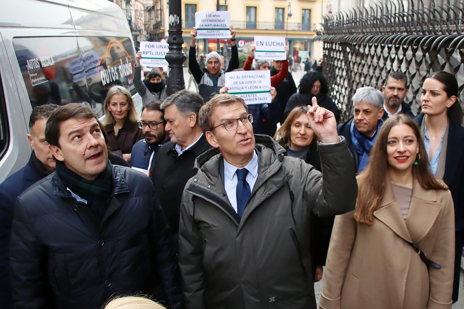 Feijoo y Mañueco mantienen un coloquio sobre la educación | Peio García / ICAL.