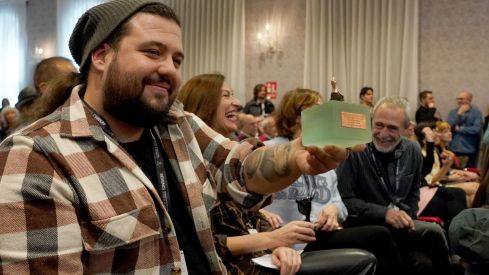 El productor leones Néstor López