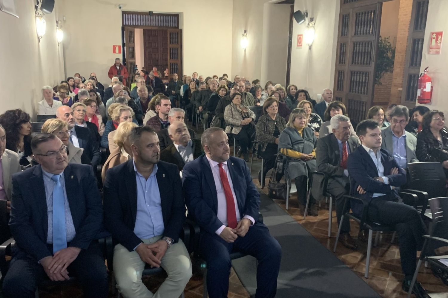 Inauguración Feria de Productos de León en Días de León en Sevilla