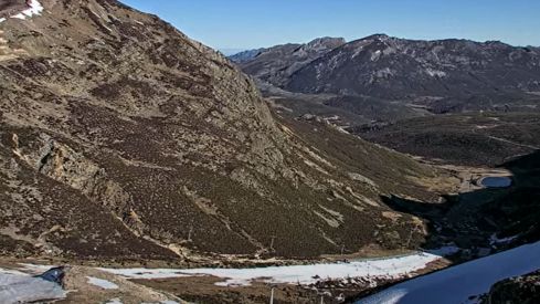 San Isidro mantiene sus puertas abiertas con 140 metros esquiables