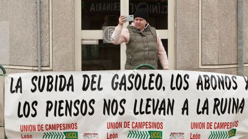 UCCL convoca una tractorada en Santa María del Páramo | Campillo / ICAL. UCCL convoca una tractorada en Santa María del Páramo | Campillo / ICAL.