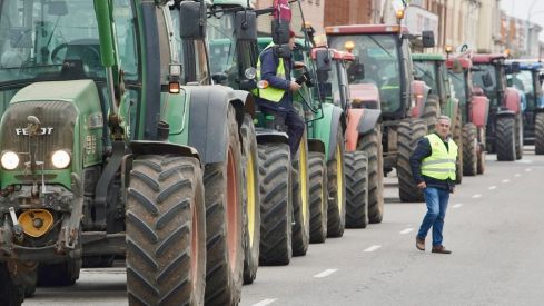 UCCL convoca una tractorada en Santa María del Páramo | Campillo / ICAL. UCCL convoca una tractorada en Santa María del Páramo | Campillo / ICAL.