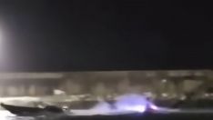 Fragmento del vídeo en el que se ve como la embarcación de la Guardia Civil es embestida | Foto: EPV