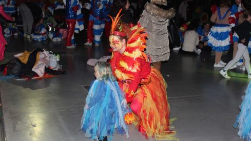 Participantes en el desfile en el espectáculo de Orquesta M3 Show | José Martín Participantes en el desfile en el espectáculo de Orquesta M3 Show | José Martín