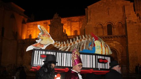 Entierro de la Sardina en León Entierro de la Sardina en León