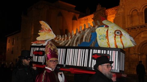 Entierro de la Sardina en León Entierro de la Sardina en León