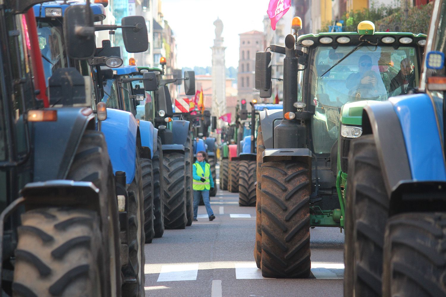 Tractorada convocada por las OPAS en León