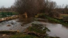 Desbordamiento del río Tuerto a la altura de Villaobispo de Otero Desbordamiento del río Tuerto a la altura de Villaobispo de Otero