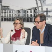 Ana Franco y José Manuel Frade en la rueda de presa sobre la ordenanza municipal de terrazas 