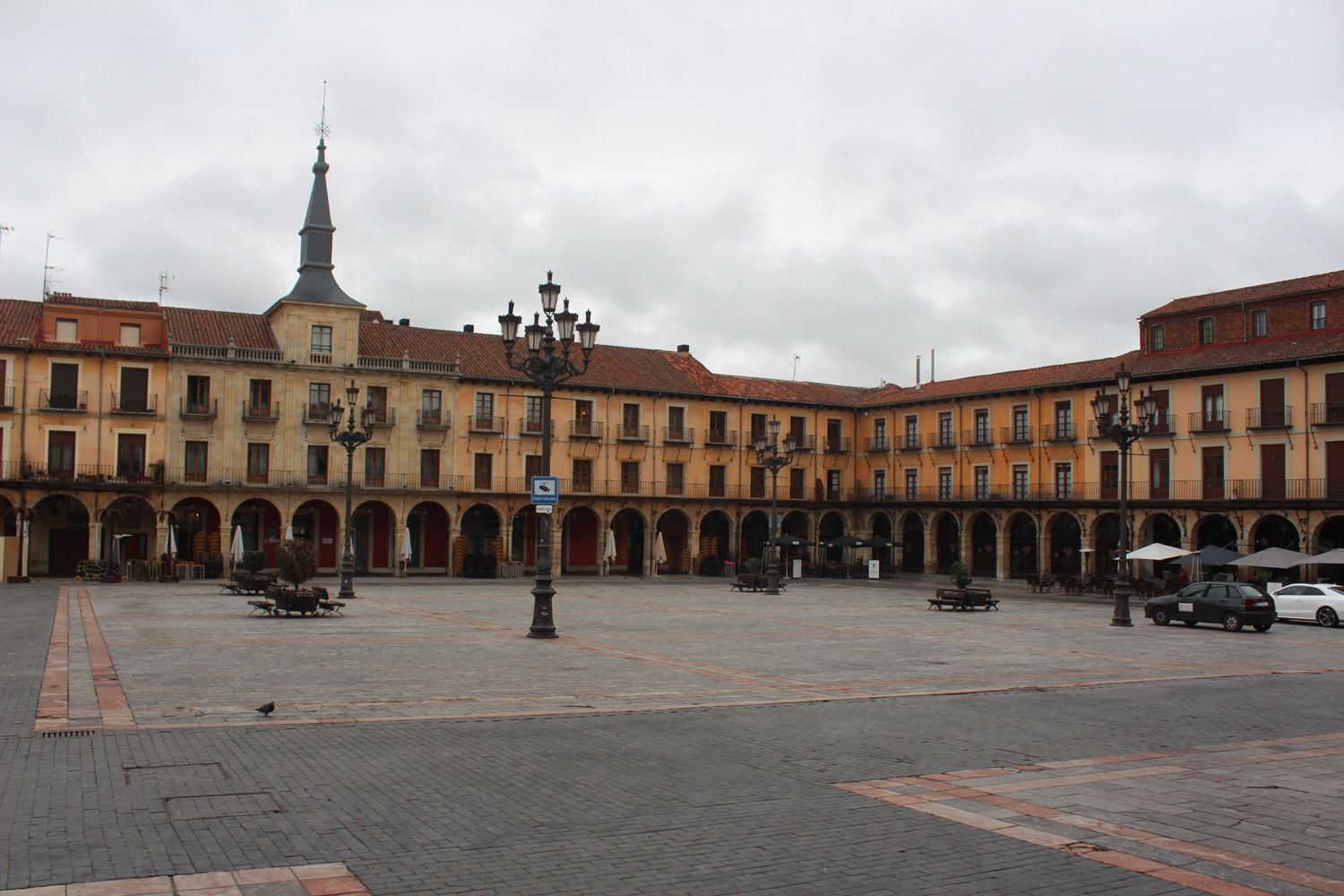 plaza mayor leon