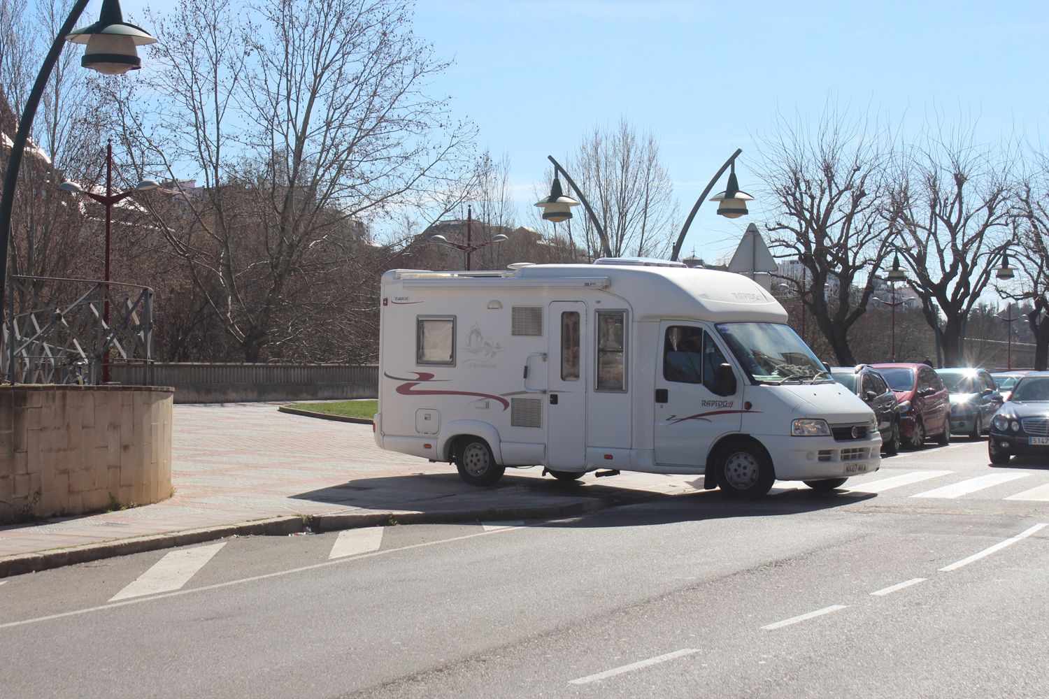 autocaravana dando la vuelta en san marcos 