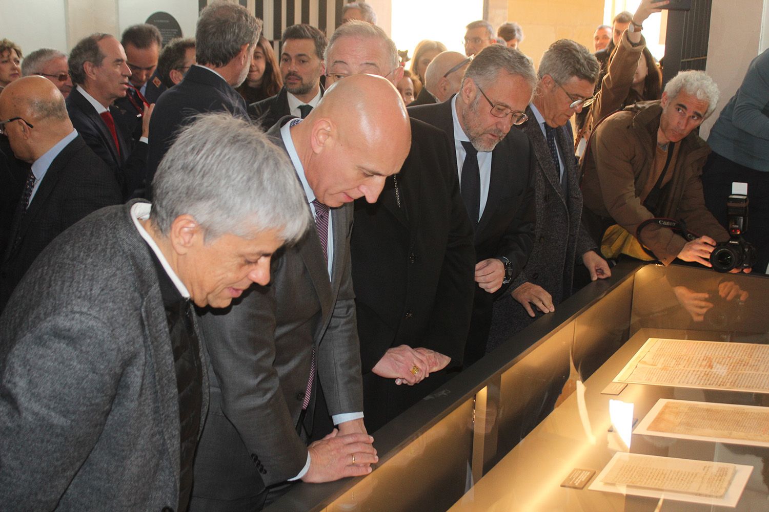 Inauguración de la exposición sobre las Cortes de 1188 en el Museo de San Isidoro
