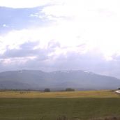 La zona de tiro vista desde las afueras de Lagunas de Somoza - El Teleno | Wikipedia 