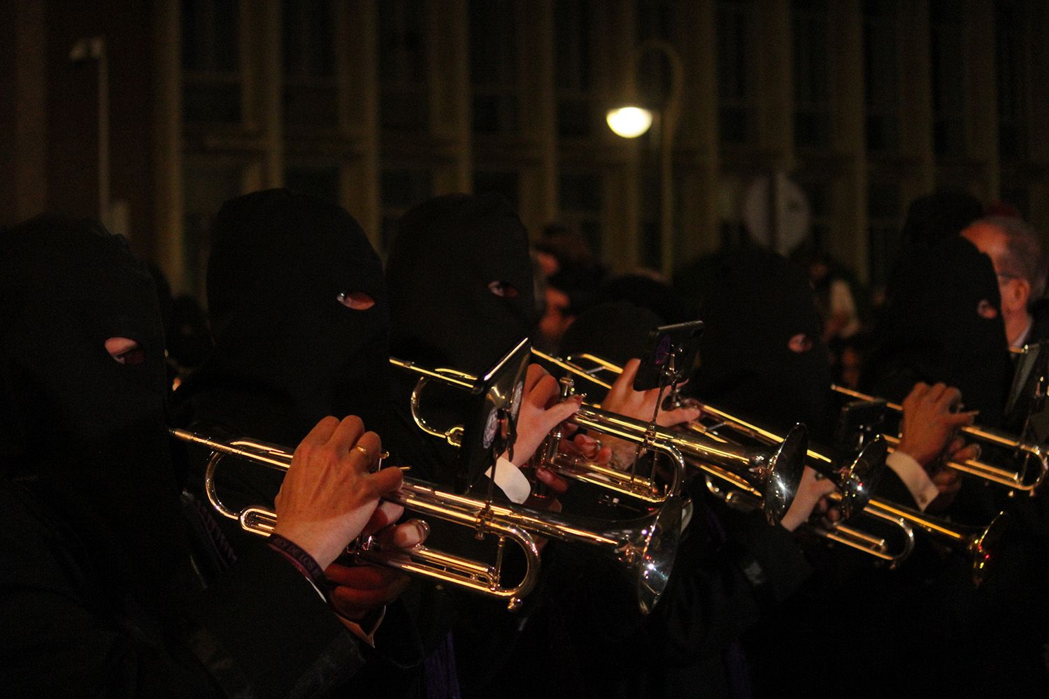 Salida de la procesión de la Pasión | José Martín