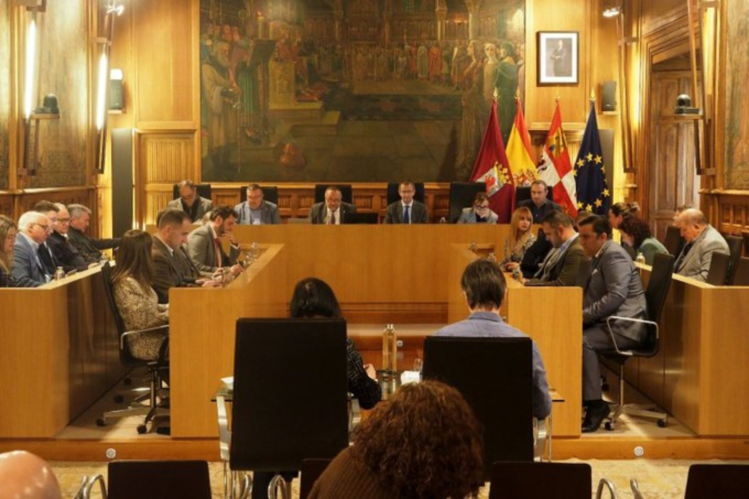 La Diputación de León aprueba los Planes Provinciales 2024-2025 con enfoque bienal para agilizar la gestión y distribuir 60 millones de euros
