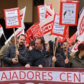 La plantilla del Centro Estrada de León critica que la Administración se desvincule del conflicto y permita el incumplimiento del contrato
