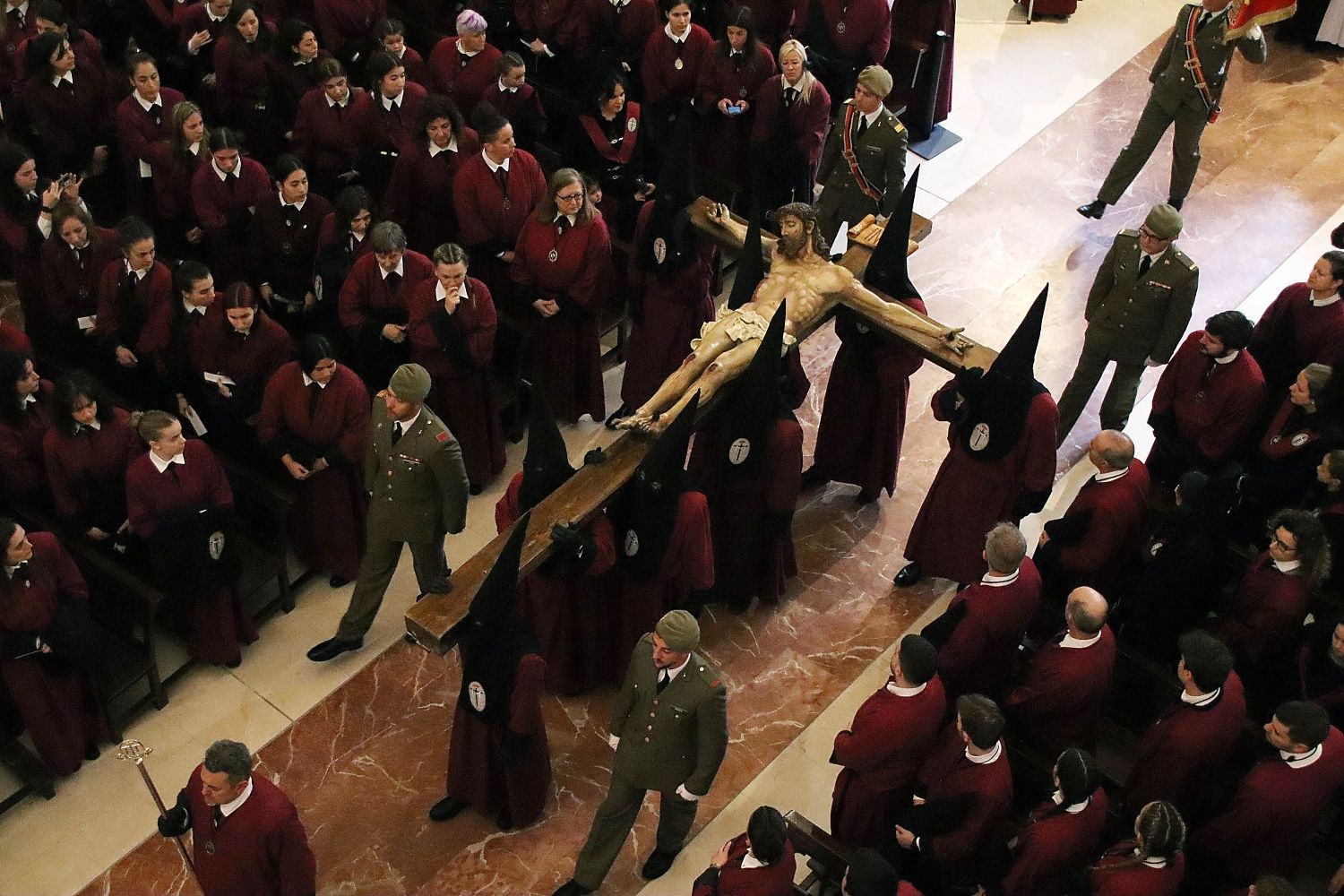 Procesión del santo Cristo del Desenclavo en León | Peio García / ICAL 