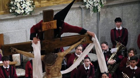 Procesión del santo Cristo del Desenclavo en León | Peio García / ICAL 
