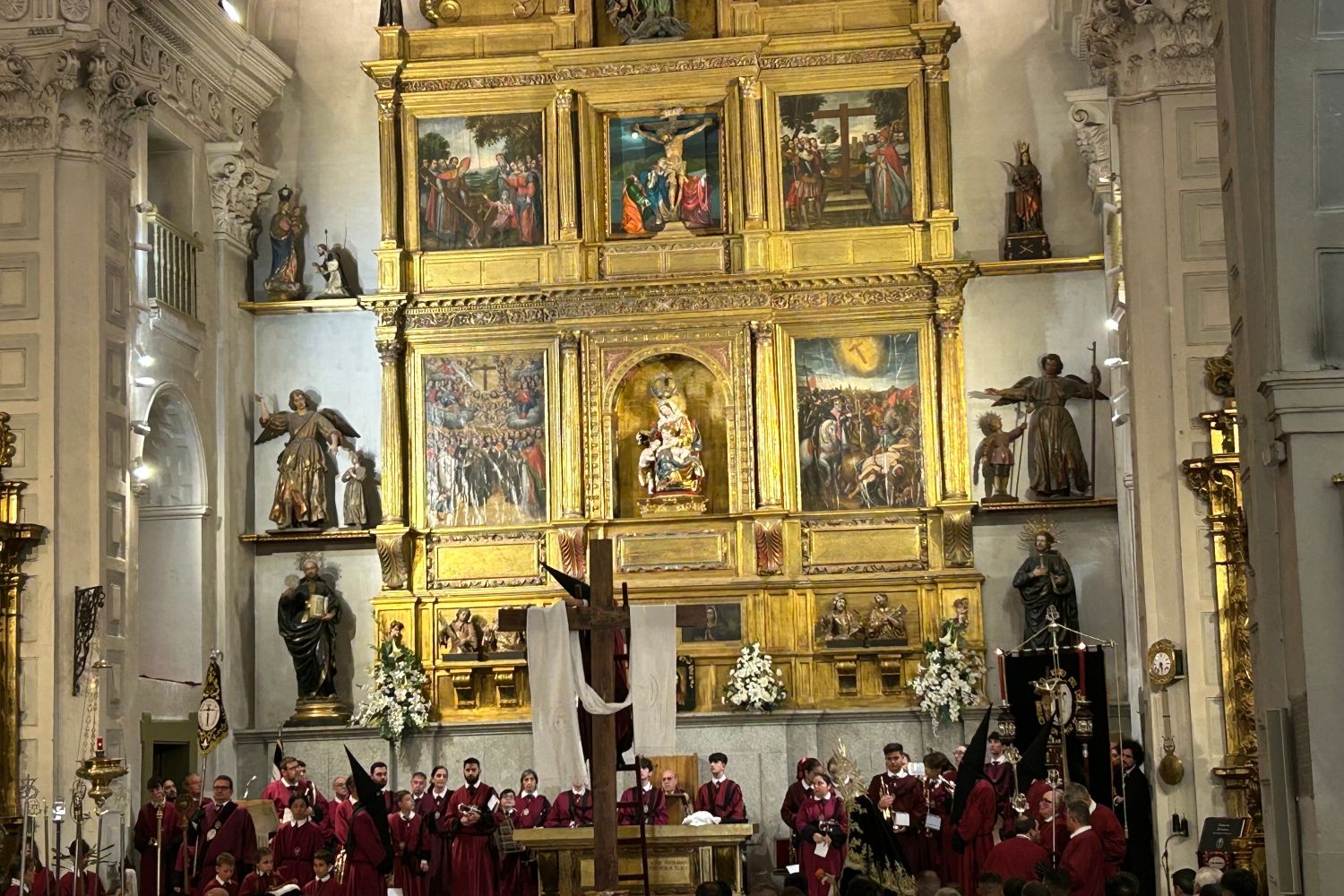Procesión del santo Cristo del Desenclavo en León (4)