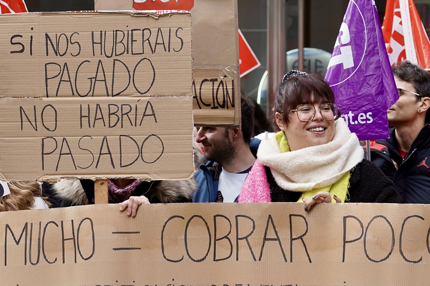 Manifestación de los trabajadores del Centro Estrada de León