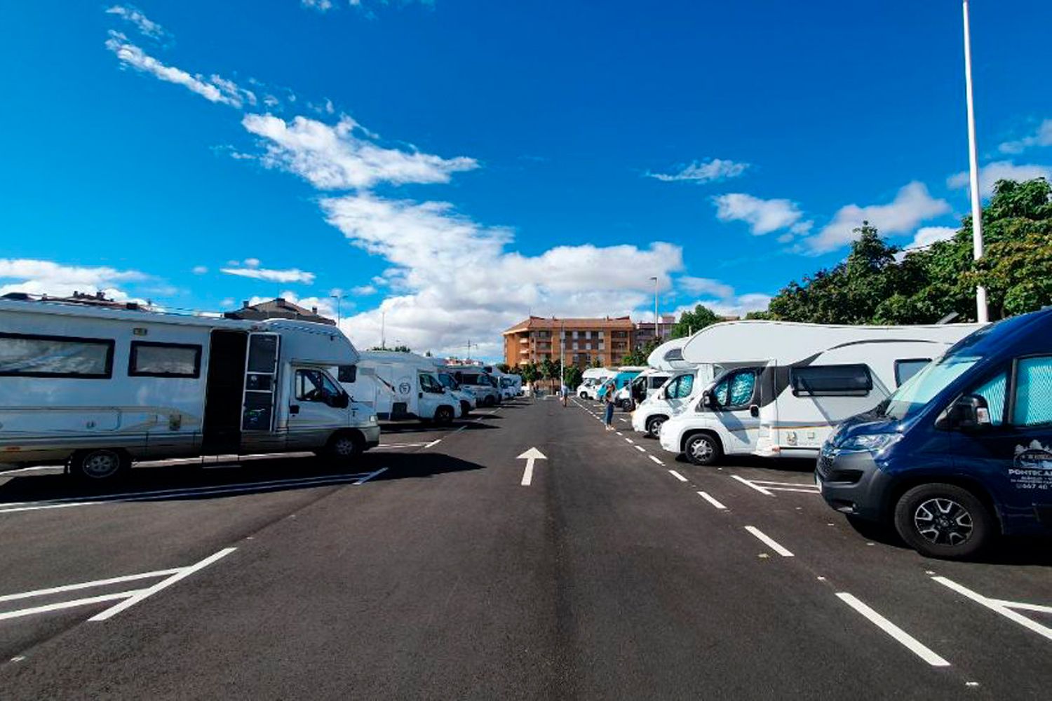 parking autocaravana leon