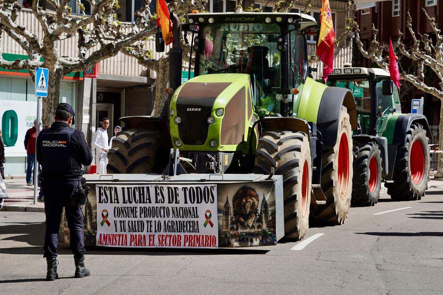 Tractorada convocada por Decaleón | Campillo / ICAL. Tractorada convocada por Decaleón | Campillo / ICAL.