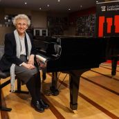 La presidenta de la Fundación Eutherpe, Margarita Morais, Premio Castilla y León de los Valores Humanos y Sociales 2023 | Campillo / ICAL La presidenta de la Fundación Eutherpe, Margarita Morais, Premio Castilla y León de los Valores Humanos y Sociales 2023 | Campillo / ICAL